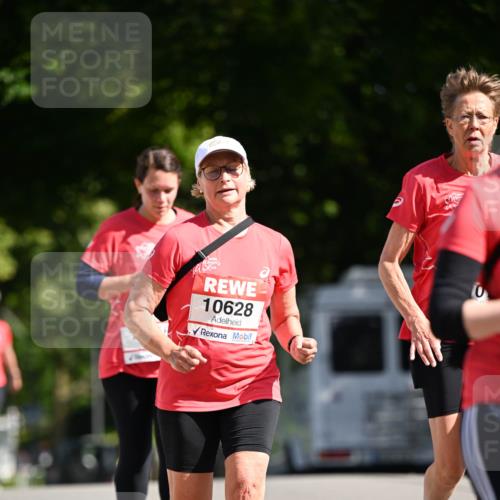 08.06.2024 - REWE Women's Run Dr. Thomas Lammeyer http://msf.ph/oto/6252807 09.06.2024 09:53:30 Laufen 10628 meine-sportfotos.de