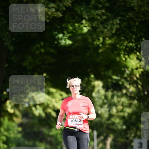 08.06.2024 - REWE Women's Run Dr. Thomas Lammeyer http://msf.ph/oto/6252835 09.06.2024 09:53:35 Laufen 10640, 3 meine-sportfotos.de