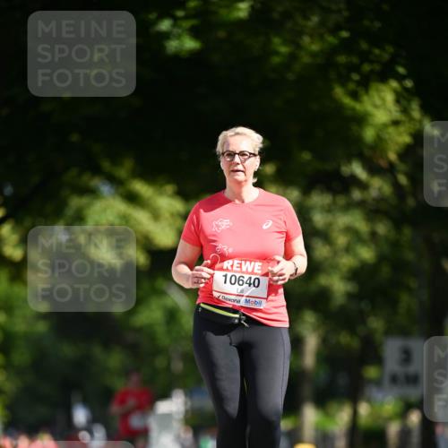 08.06.2024 - REWE Women's Run Dr. Thomas Lammeyer http://msf.ph/oto/6252845 09.06.2024 09:53:36 Laufen 10640 meine-sportfotos.de