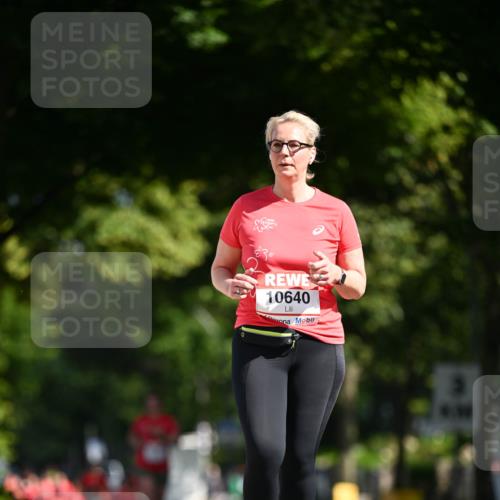08.06.2024 - REWE Women's Run Dr. Thomas Lammeyer http://msf.ph/oto/6252849 09.06.2024 09:53:37 Laufen 10640 meine-sportfotos.de