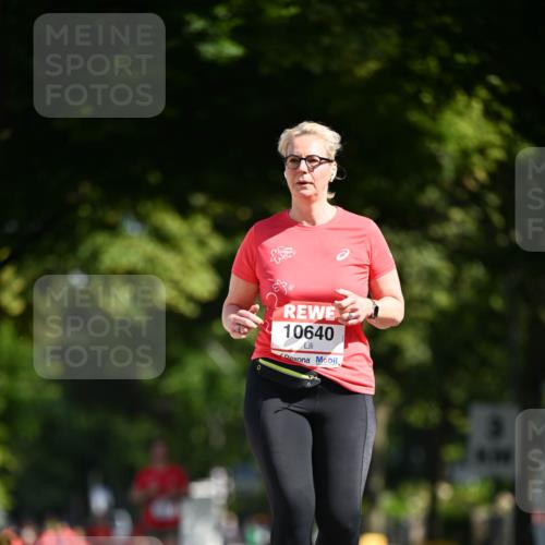 08.06.2024 - REWE Women's Run Dr. Thomas Lammeyer http://msf.ph/oto/6252852 09.06.2024 09:53:37 Laufen 10640 meine-sportfotos.de