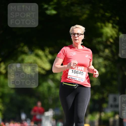 08.06.2024 - REWE Women's Run Dr. Thomas Lammeyer http://msf.ph/oto/6252855 09.06.2024 09:53:37 Laufen 0, 10640 meine-sportfotos.de