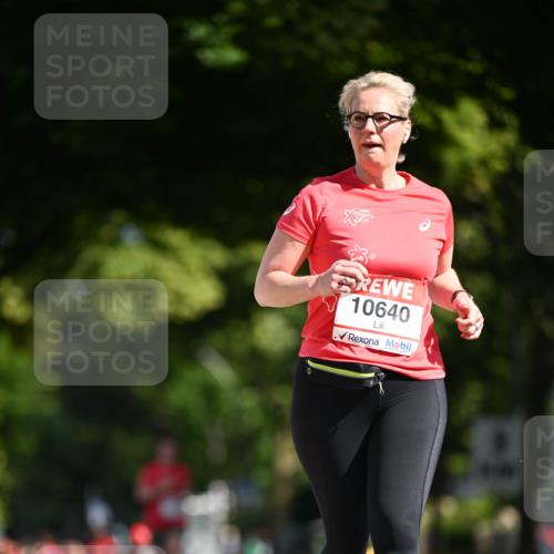 08.06.2024 - REWE Women's Run Dr. Thomas Lammeyer http://msf.ph/oto/6252863 09.06.2024 09:53:38 Laufen 10640 meine-sportfotos.de