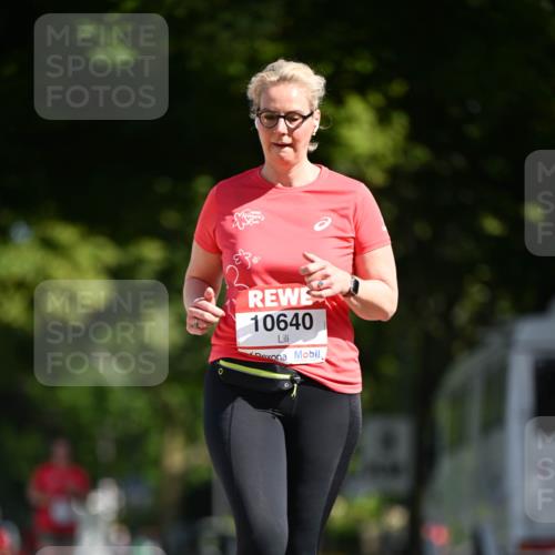 08.06.2024 - REWE Women's Run Dr. Thomas Lammeyer http://msf.ph/oto/6252866 09.06.2024 09:53:38 Laufen 10640 meine-sportfotos.de