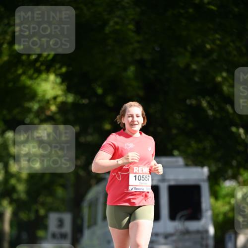 08.06.2024 - REWE Women's Run Dr. Thomas Lammeyer http://msf.ph/oto/6252868 09.06.2024 09:53:50 Laufen 10557 meine-sportfotos.de