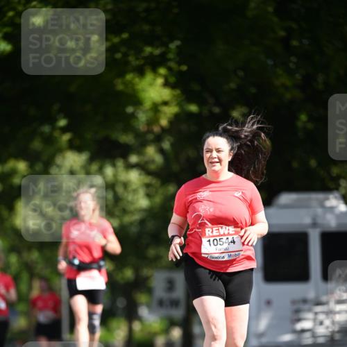 08.06.2024 - REWE Women's Run Dr. Thomas Lammeyer http://msf.ph/oto/6252946 09.06.2024 09:54:06 Laufen 10544 meine-sportfotos.de