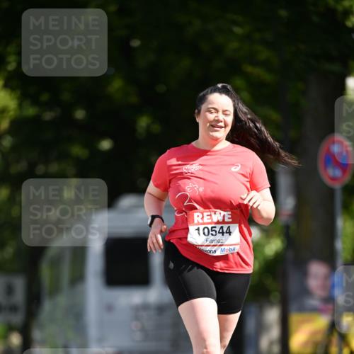 08.06.2024 - REWE Women's Run Dr. Thomas Lammeyer http://msf.ph/oto/6252961 09.06.2024 09:54:07 Laufen 10544 meine-sportfotos.de