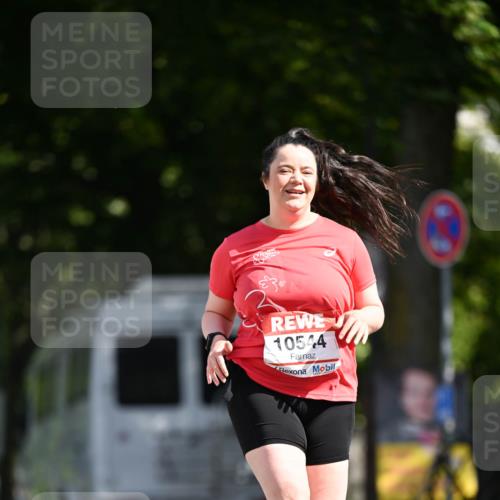 08.06.2024 - REWE Women's Run Dr. Thomas Lammeyer http://msf.ph/oto/6252962 09.06.2024 09:54:08 Laufen 10544 meine-sportfotos.de