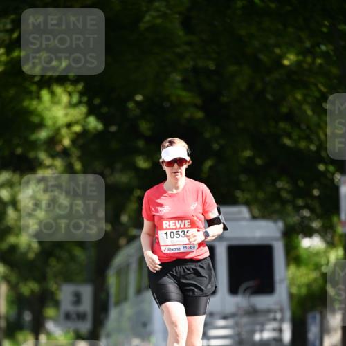 08.06.2024 - REWE Women's Run Dr. Thomas Lammeyer http://msf.ph/oto/6253056 09.06.2024 09:54:22 Laufen 1053 meine-sportfotos.de