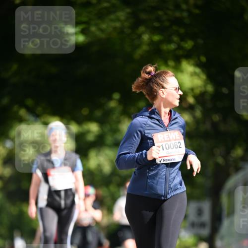 08.06.2024 - REWE Women's Run Dr. Thomas Lammeyer http://msf.ph/oto/6253128 09.06.2024 09:54:36 Laufen 10062 meine-sportfotos.de