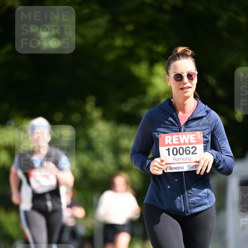 08.06.2024 - REWE Women's Run Dr. Thomas Lammeyer http://msf.ph/oto/6253140 09.06.2024 09:54:38 Laufen 10062 meine-sportfotos.de