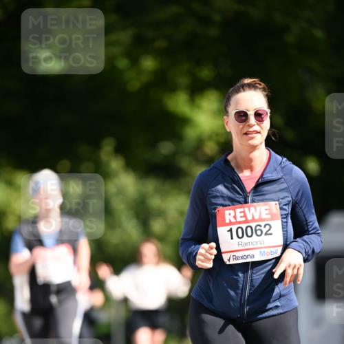 08.06.2024 - REWE Women's Run Dr. Thomas Lammeyer http://msf.ph/oto/6253143 09.06.2024 09:54:38 Laufen 10062 meine-sportfotos.de