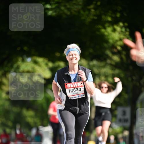 08.06.2024 - REWE Women's Run Dr. Thomas Lammeyer http://msf.ph/oto/6253150 09.06.2024 09:54:39 Laufen 10633 meine-sportfotos.de