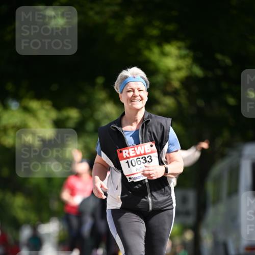 08.06.2024 - REWE Women's Run Dr. Thomas Lammeyer http://msf.ph/oto/6253157 09.06.2024 09:54:40 Laufen 10633 meine-sportfotos.de