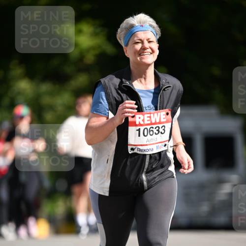 08.06.2024 - REWE Women's Run Dr. Thomas Lammeyer http://msf.ph/oto/6253169 09.06.2024 09:54:41 Laufen 10633 meine-sportfotos.de