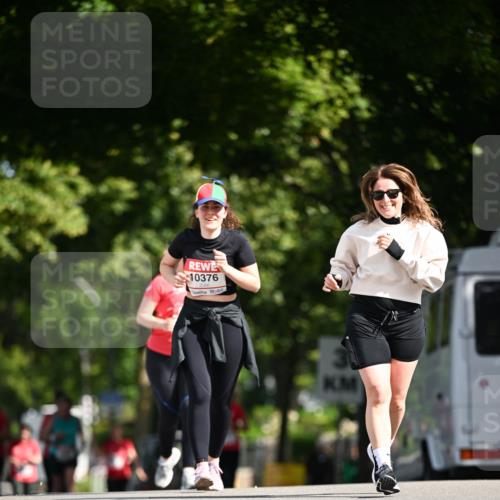 08.06.2024 - REWE Women's Run Dr. Thomas Lammeyer http://msf.ph/oto/6253178 09.06.2024 09:54:42 Laufen 10376 meine-sportfotos.de