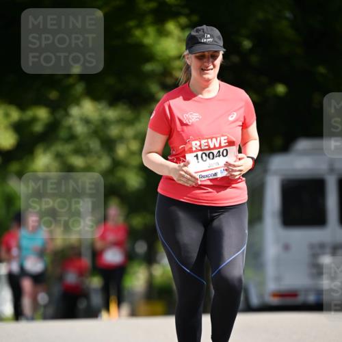 08.06.2024 - REWE Women's Run Dr. Thomas Lammeyer http://msf.ph/oto/6253239 09.06.2024 09:54:50 Laufen 10040 meine-sportfotos.de