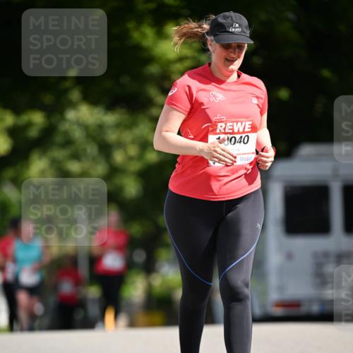 08.06.2024 - REWE Women's Run Dr. Thomas Lammeyer http://msf.ph/oto/6253240 09.06.2024 09:54:50 Laufen 040 meine-sportfotos.de