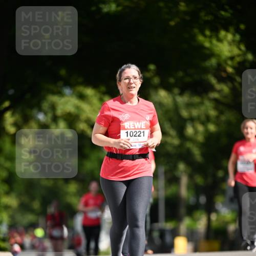 08.06.2024 - REWE Women's Run Dr. Thomas Lammeyer http://msf.ph/oto/6253259 09.06.2024 09:55:00 Laufen 10221 meine-sportfotos.de