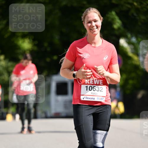 08.06.2024 - REWE Women's Run Dr. Thomas Lammeyer http://msf.ph/oto/6253297 09.06.2024 09:55:05 Laufen 10632 meine-sportfotos.de