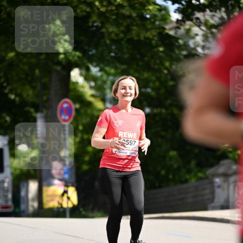08.06.2024 - REWE Women's Run Dr. Thomas Lammeyer http://msf.ph/oto/6253301 09.06.2024 09:55:07 Laufen 597 meine-sportfotos.de
