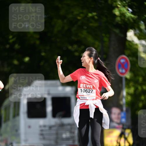08.06.2024 - REWE Women's Run Dr. Thomas Lammeyer http://msf.ph/oto/6253337 09.06.2024 09:55:11 Laufen 10627 meine-sportfotos.de