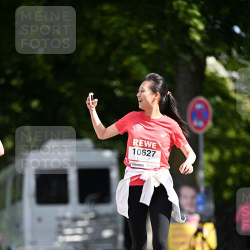 08.06.2024 - REWE Women's Run Dr. Thomas Lammeyer http://msf.ph/oto/6253342 09.06.2024 09:55:12 Laufen 10627 meine-sportfotos.de