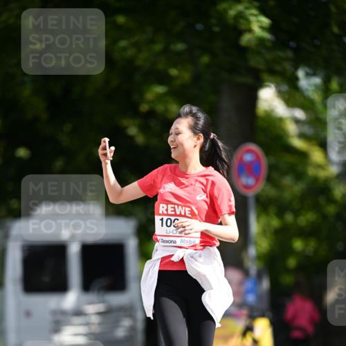08.06.2024 - REWE Women's Run Dr. Thomas Lammeyer http://msf.ph/oto/6253347 09.06.2024 09:55:12 Laufen 100 meine-sportfotos.de