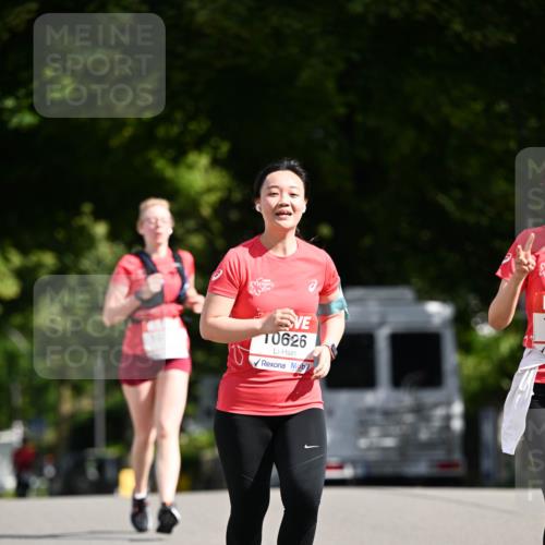 08.06.2024 - REWE Women's Run Dr. Thomas Lammeyer http://msf.ph/oto/6253358 09.06.2024 09:55:14 Laufen 10626 meine-sportfotos.de
