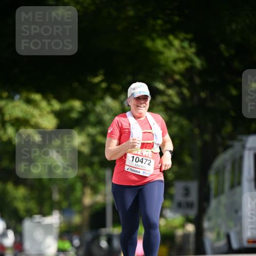 08.06.2024 - REWE Women's Run Dr. Thomas Lammeyer http://msf.ph/oto/6253399 09.06.2024 09:55:34 Laufen 10472 meine-sportfotos.de