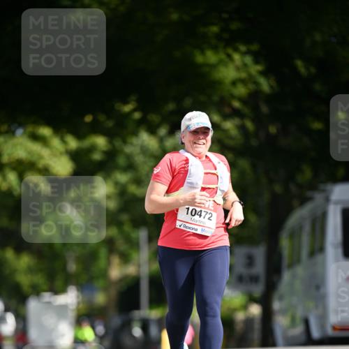08.06.2024 - REWE Women's Run Dr. Thomas Lammeyer http://msf.ph/oto/6253401 09.06.2024 09:55:35 Laufen 10472 meine-sportfotos.de