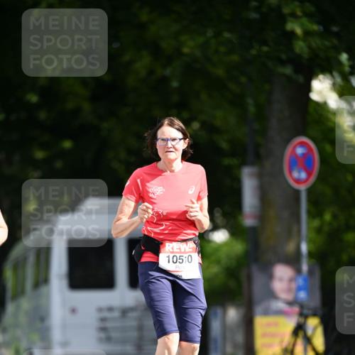 08.06.2024 - REWE Women's Run Dr. Thomas Lammeyer http://msf.ph/oto/6253403 09.06.2024 09:55:35 Laufen 10510 meine-sportfotos.de