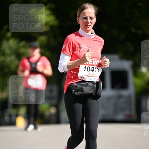 08.06.2024 - REWE Women's Run Dr. Thomas Lammeyer http://msf.ph/oto/6253619 09.06.2024 09:56:55 Laufen 1041 meine-sportfotos.de