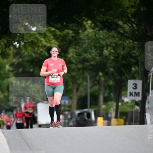 08.06.2024 - REWE Women's Run Dr. Thomas Lammeyer http://msf.ph/oto/6253749 09.06.2024 09:57:48 Laufen 10146, 3 meine-sportfotos.de
