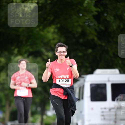 08.06.2024 - REWE Women's Run Dr. Thomas Lammeyer http://msf.ph/oto/6253797 09.06.2024 09:58:06 Laufen 10491, 10120 meine-sportfotos.de