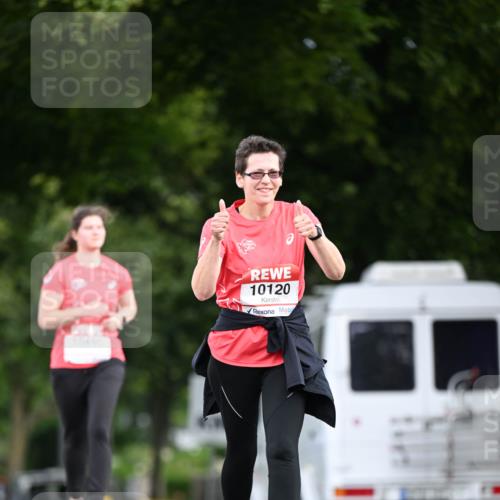 08.06.2024 - REWE Women's Run Dr. Thomas Lammeyer http://msf.ph/oto/6253800 09.06.2024 09:58:06 Laufen 1049, 10120 meine-sportfotos.de
