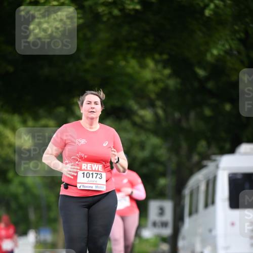 08.06.2024 - REWE Women's Run Dr. Thomas Lammeyer http://msf.ph/oto/6253831 09.06.2024 09:58:18 Laufen 10173 meine-sportfotos.de