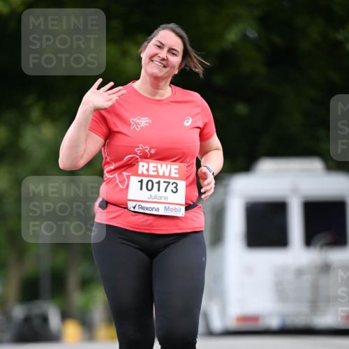 08.06.2024 - REWE Women's Run Dr. Thomas Lammeyer http://msf.ph/oto/6253853 09.06.2024 09:58:20 Laufen 3, 10173 meine-sportfotos.de