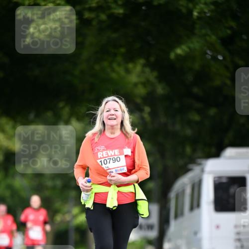 08.06.2024 - REWE Women's Run Dr. Thomas Lammeyer http://msf.ph/oto/6253936 09.06.2024 09:58:48 Laufen 10790 meine-sportfotos.de