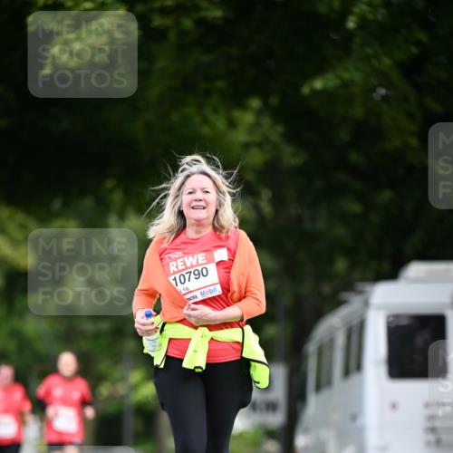08.06.2024 - REWE Women's Run Dr. Thomas Lammeyer http://msf.ph/oto/6253938 09.06.2024 09:58:48 Laufen 10790 meine-sportfotos.de