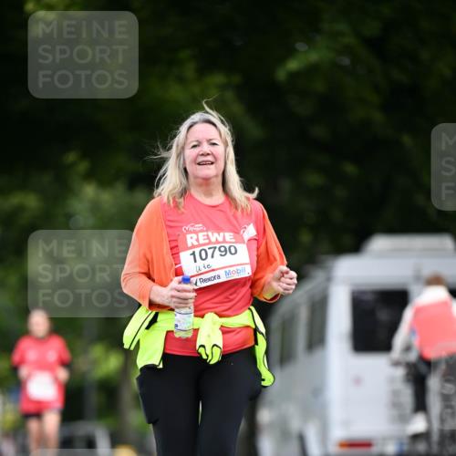 08.06.2024 - REWE Women's Run Dr. Thomas Lammeyer http://msf.ph/oto/6253952 09.06.2024 09:58:50 Laufen 10790 meine-sportfotos.de
