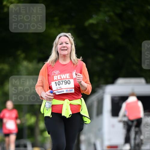 08.06.2024 - REWE Women's Run Dr. Thomas Lammeyer http://msf.ph/oto/6253953 09.06.2024 09:58:50 Laufen 10790 meine-sportfotos.de