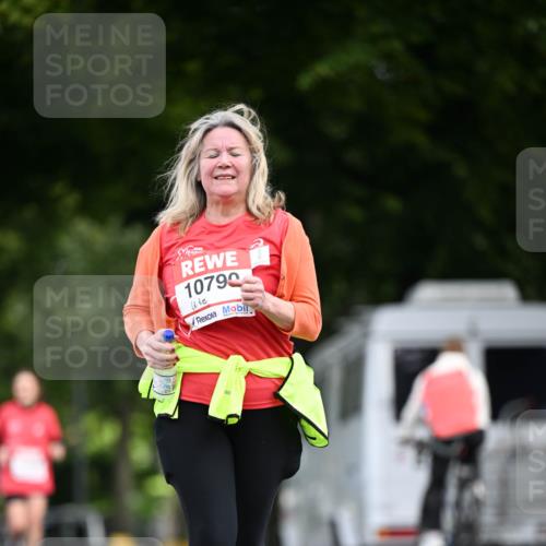 08.06.2024 - REWE Women's Run Dr. Thomas Lammeyer http://msf.ph/oto/6253955 09.06.2024 09:58:50 Laufen 40, 10790 meine-sportfotos.de