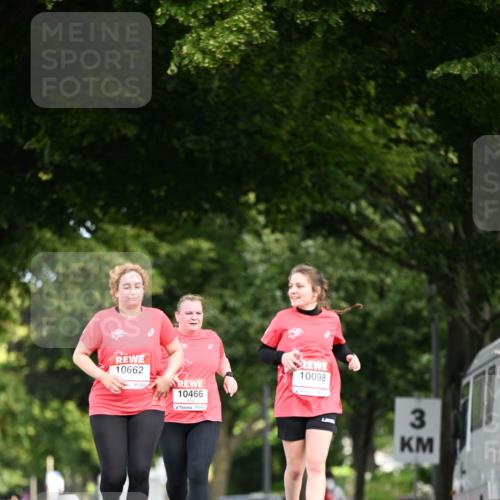 08.06.2024 - REWE Women's Run Dr. Thomas Lammeyer http://msf.ph/oto/6253967 09.06.2024 09:58:55 Laufen 10662, 10466, 10098, 3 meine-sportfotos.de