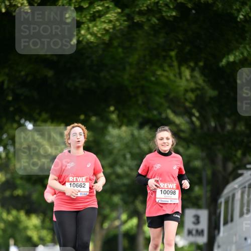 08.06.2024 - REWE Women's Run Dr. Thomas Lammeyer http://msf.ph/oto/6253979 09.06.2024 09:58:56 Laufen 10662, 10098, 3 meine-sportfotos.de