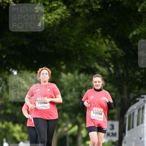 08.06.2024 - REWE Women's Run Dr. Thomas Lammeyer http://msf.ph/oto/6253982 09.06.2024 09:58:56 Laufen 1066, 10098, 3 meine-sportfotos.de