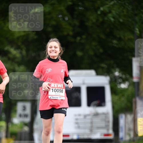 08.06.2024 - REWE Women's Run Dr. Thomas Lammeyer http://msf.ph/oto/6253999 09.06.2024 09:58:59 Laufen 10098 meine-sportfotos.de
