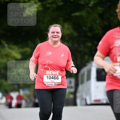 08.06.2024 - REWE Women's Run Dr. Thomas Lammeyer http://msf.ph/oto/6254030 09.06.2024 09:59:03 Laufen 10466 meine-sportfotos.de