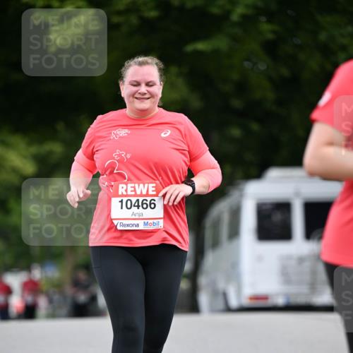 08.06.2024 - REWE Women's Run Dr. Thomas Lammeyer http://msf.ph/oto/6254033 09.06.2024 09:59:03 Laufen 10466 meine-sportfotos.de