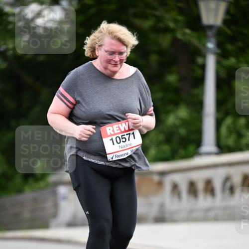 08.06.2024 - REWE Women's Run Dr. Thomas Lammeyer http://msf.ph/oto/6254088 09.06.2024 09:59:27 Laufen 10571 meine-sportfotos.de